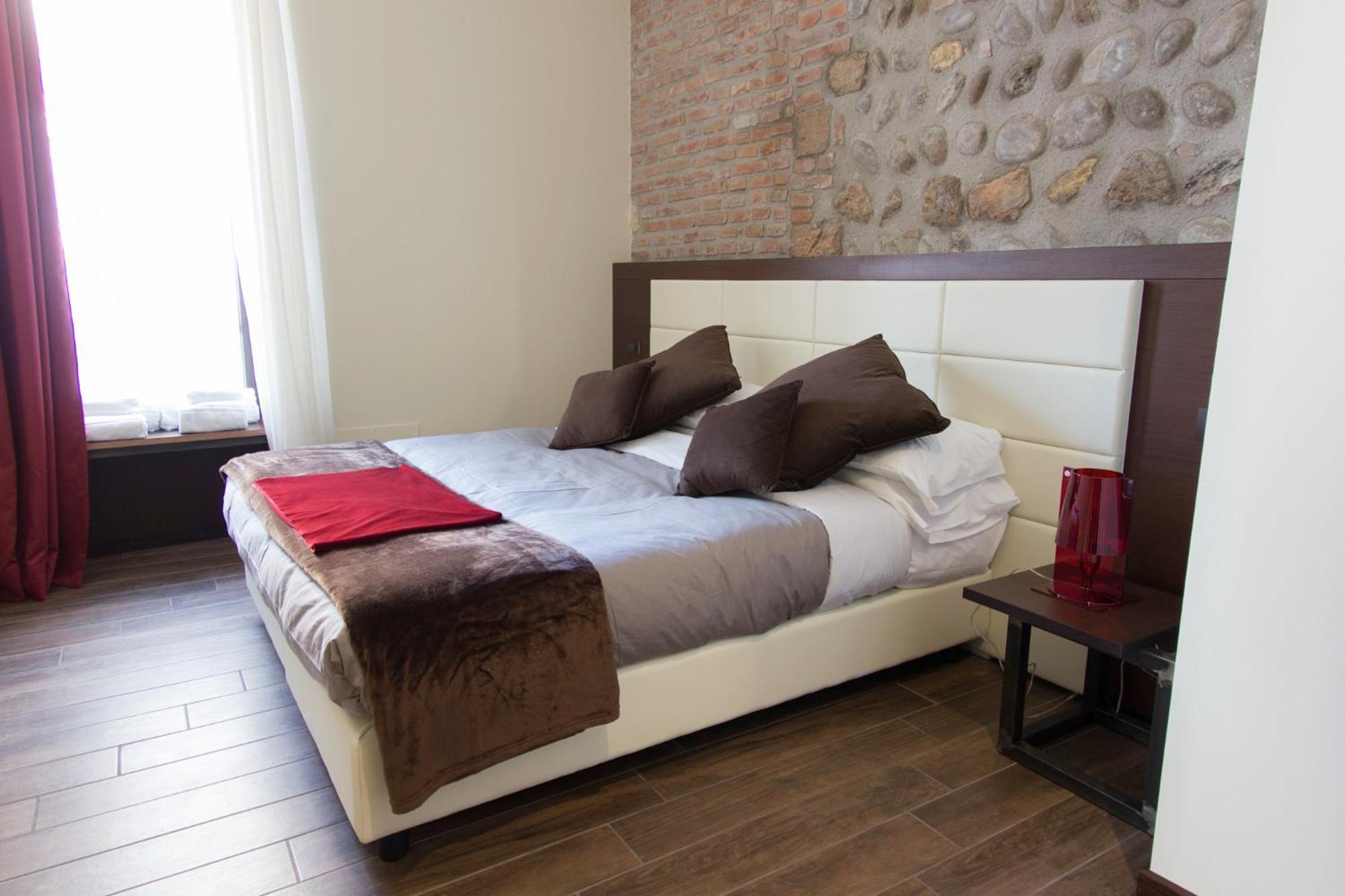 Arena Luxury Rooms Verona Luaran gambar