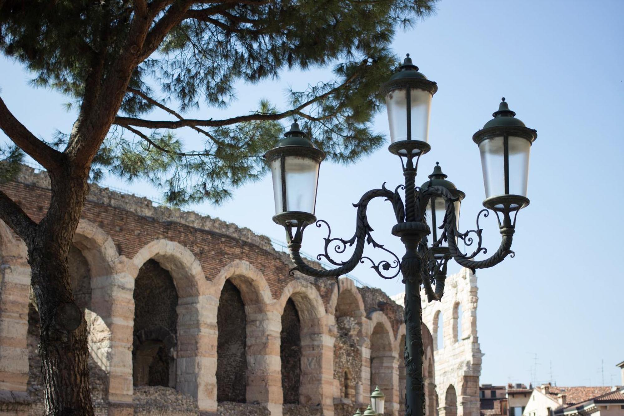 Arena Luxury Rooms Verona Luaran gambar