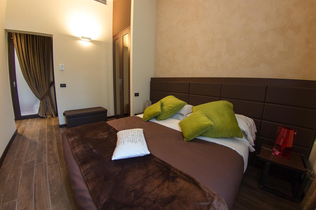Arena Luxury Rooms Verona Luaran gambar